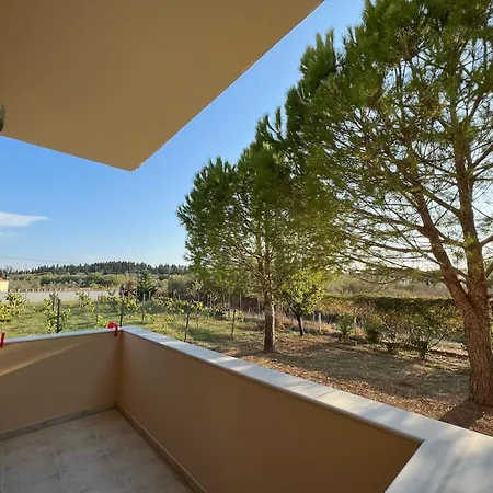 Dimitra 2 - Seaside Lägenhet